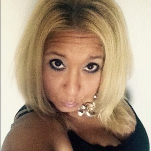 Meet your Posher, Veronica